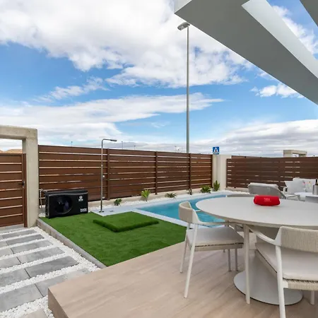 Hébergement de vacances Casa Henri *