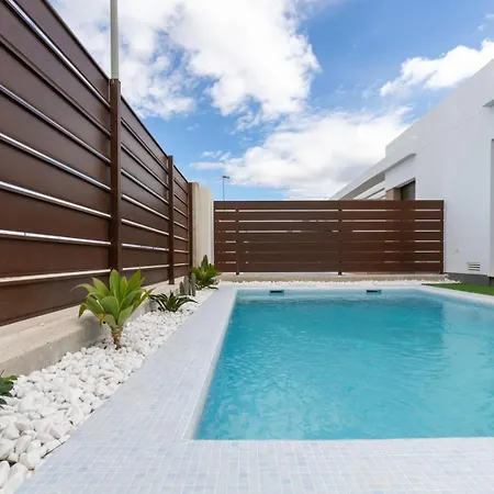 Casa Henri Nyaraló